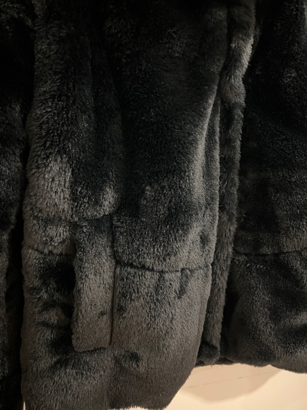 Coat - Picture 3 of 6